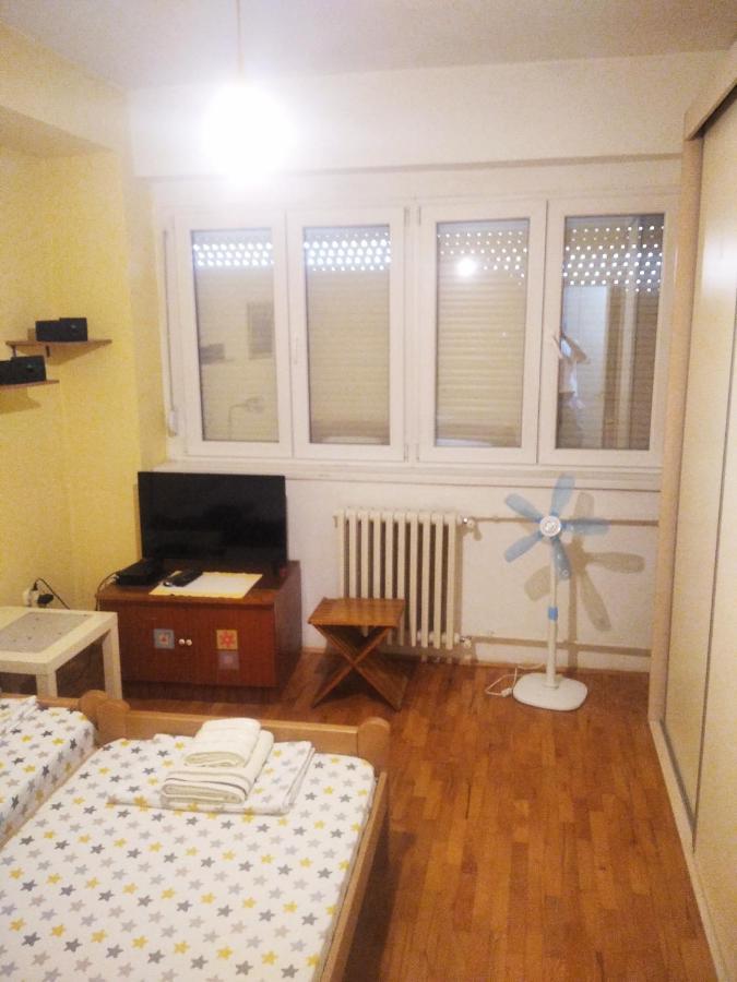 Viva Apartment Скоп'є Екстер'єр фото